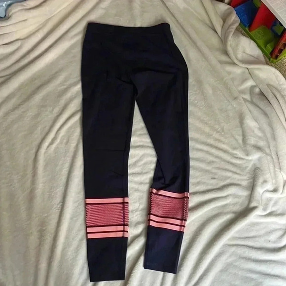 Under Armour Athletic Leggings Size S - Picture 5 of 5